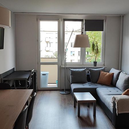 Lenki Apartamenty Metro Brodno Varsóvia Exterior foto